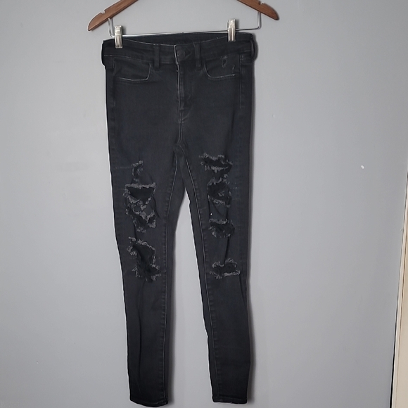 American Eagle Outfitters Black Skinny Jeans with Distressed Design - Picture 2 of 8